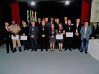 Câmara presta homenagens a personalidades que se destacam em nosso Município