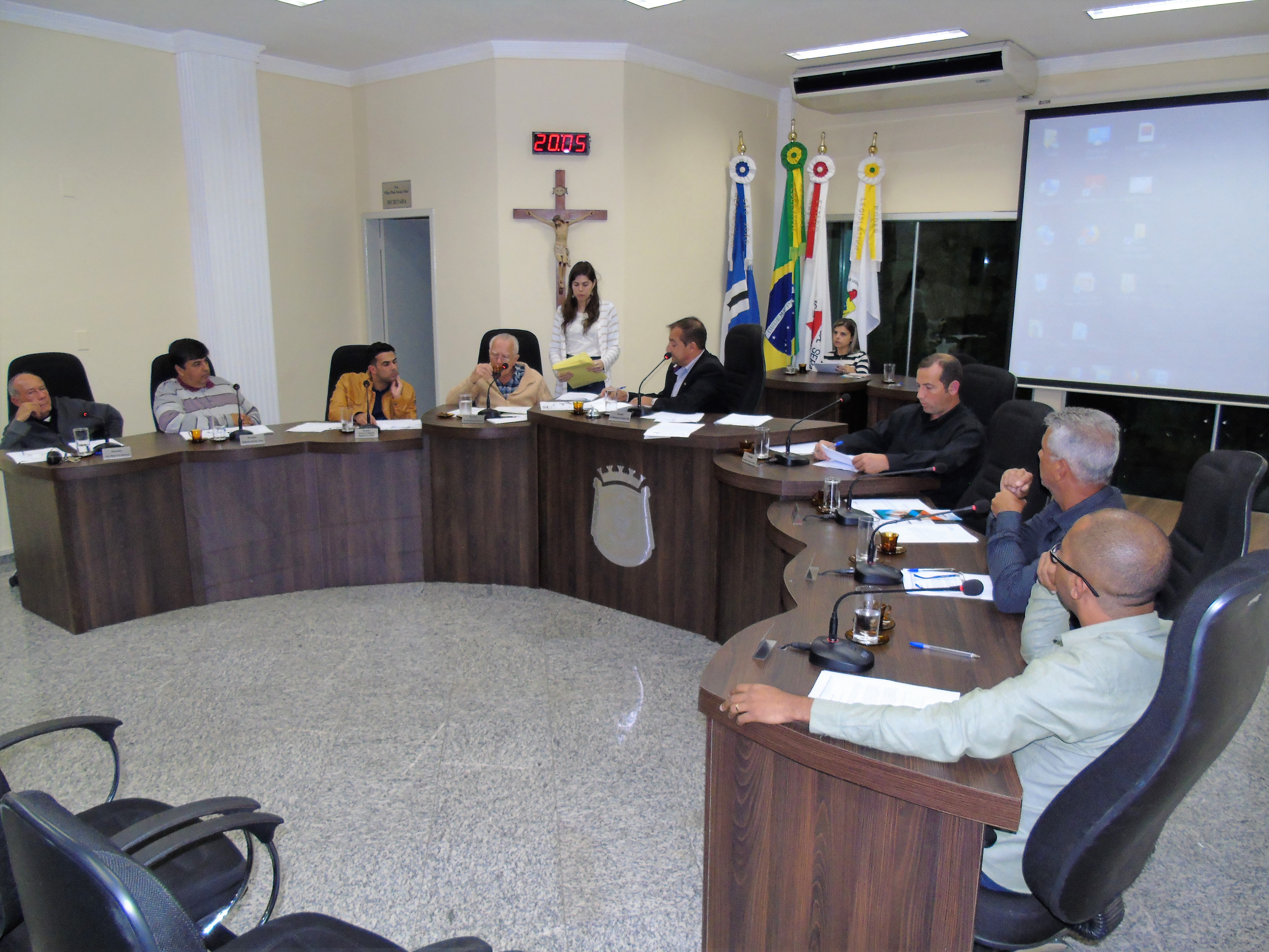 Câmara realiza a sua 27ª Reunião Ordinária da Sessão Legislativa de 2018 com quatro Projetos de Lei aprovados