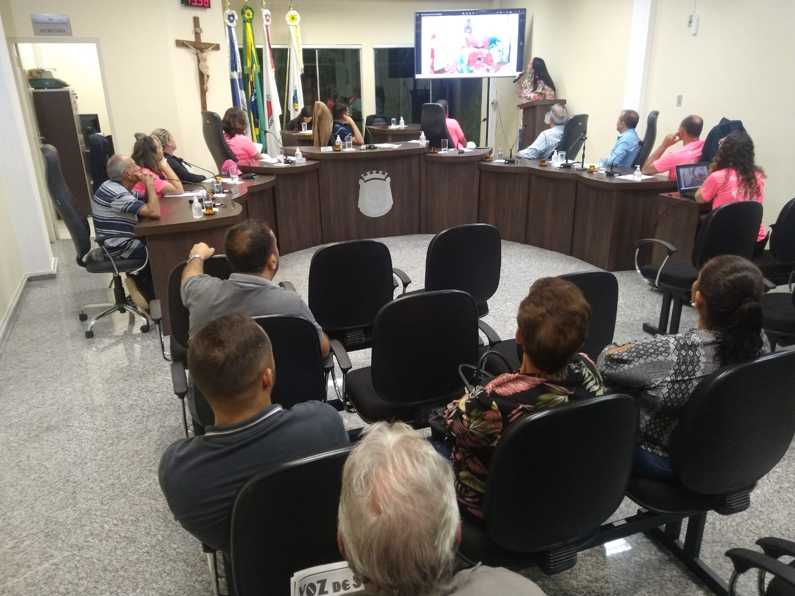 Projetos dos Poderes Legislativo e Executivo são aprovados na 32ª Reunião Ordinária