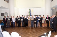 Sessão Solene da Câmara presta homenagens a personalidades que se destacam em nossa sociedade